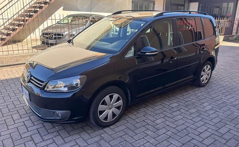 Usata VW Touran 105 CV (77 kW) 2015 Nero Monovolume