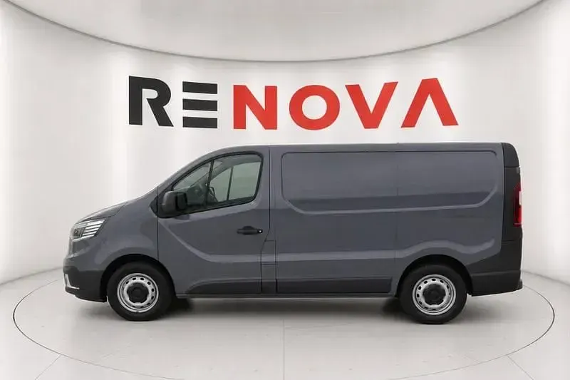 Usata Renault Trafic 131 CV (96 kW) 2022 Grigio Monovolume