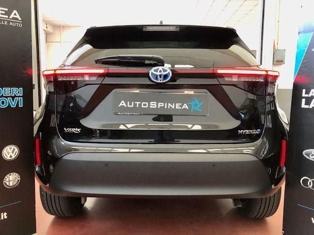 Usata Toyota Yaris Cross Lounge 116 CV (85 kW) 2022 Nero SUV