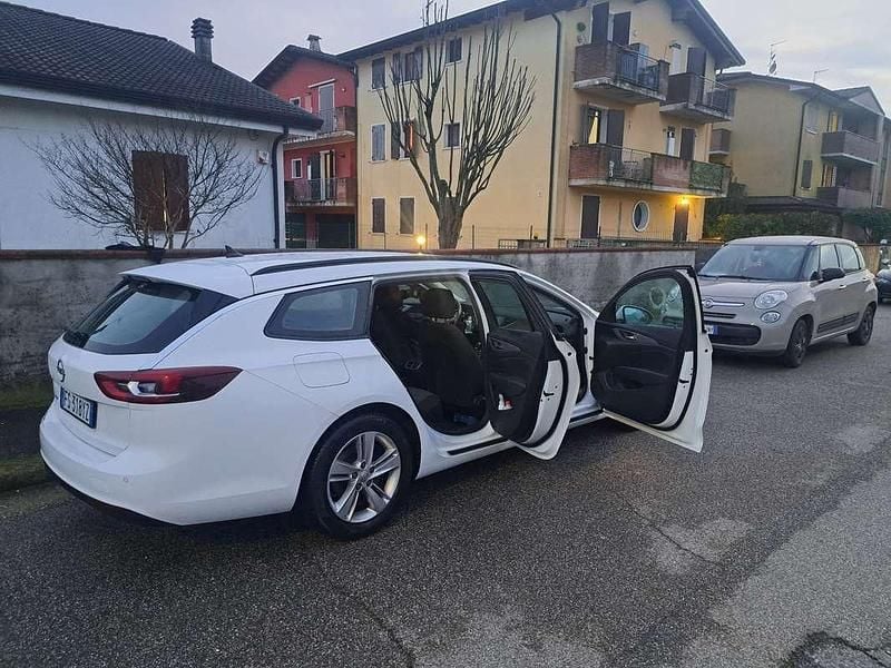 Usata Opel Insignia Innovation 170 CV (125 kW) 2018 Station wagon