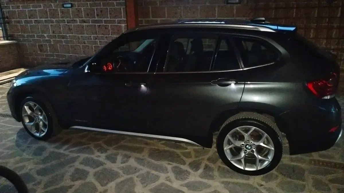 Usata BMW X1 150 CV (110 kW) 2015 Argento SUV
