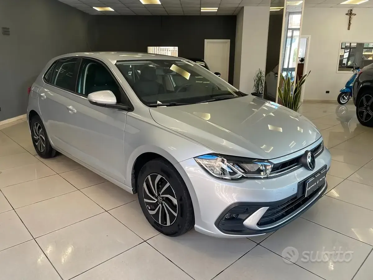 Usata VW Polo Comfortline 80 CV (58 kW) 2021 Grigio Utilitaria