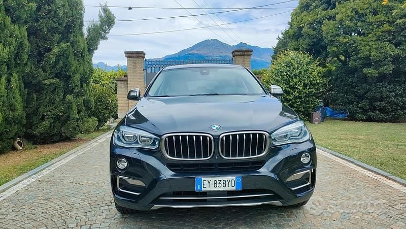 Begagnad BMW X6 258 HK (189 kW) 2015 Grå SUV