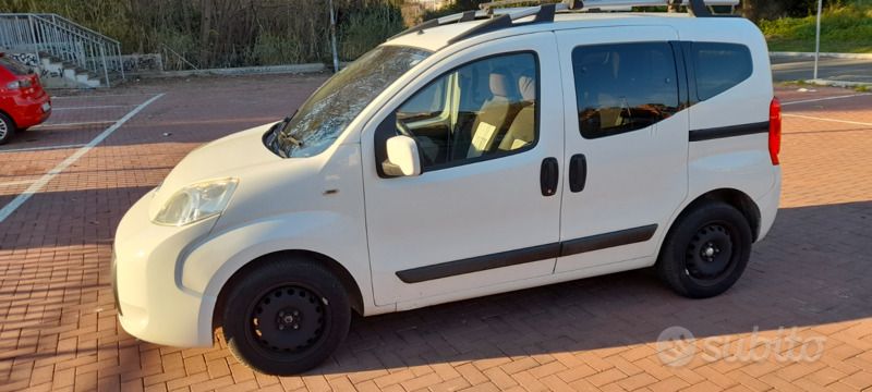 Usata Fiat Qubo Trekking 75 CV (55 kW) 2012 Bianco Monovolume
