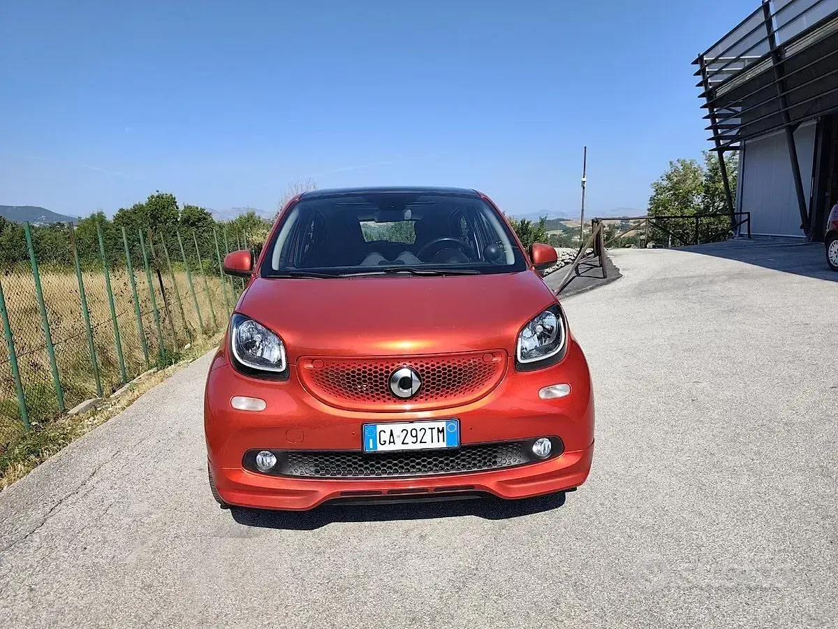 Usata Smart ForFour Brabus 90 CV (66 kW) 2019 Bordeaux met Utilitaria