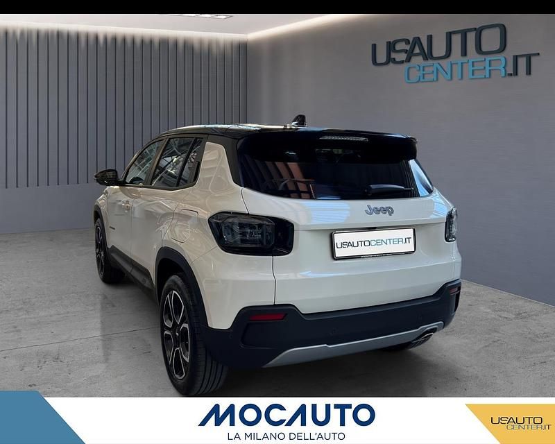 Begagnad Jeep Avenger Longitude 101 HK (74 kW) 2023 Vit SUV