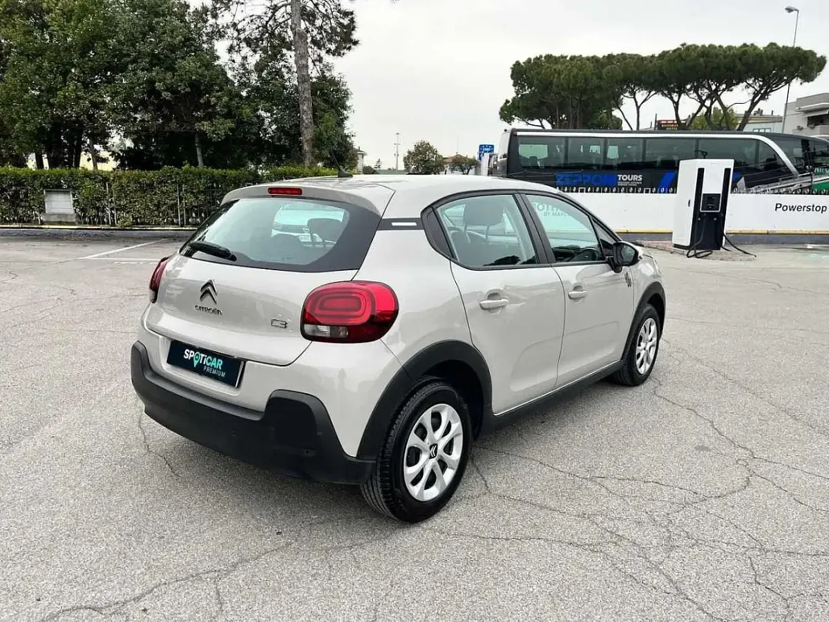 Usata Citroën C3 PureTech 83 CV (61 kW) 2024 Beige Utilitaria