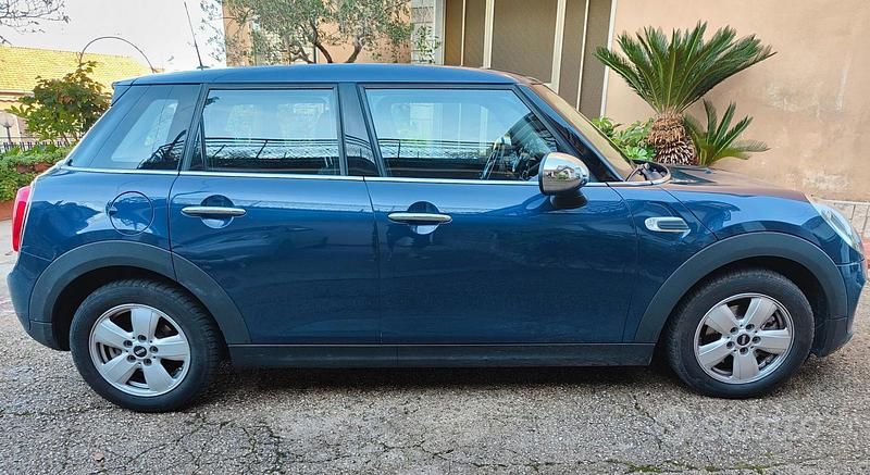 Usata Mini ONE 2015 Blu Utilitaria