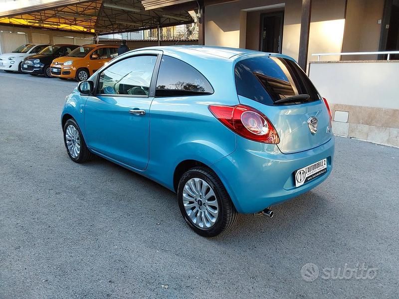Usata Ford Ka Titanium 69 CV (50 kW) 2012 Blu Utilitaria
