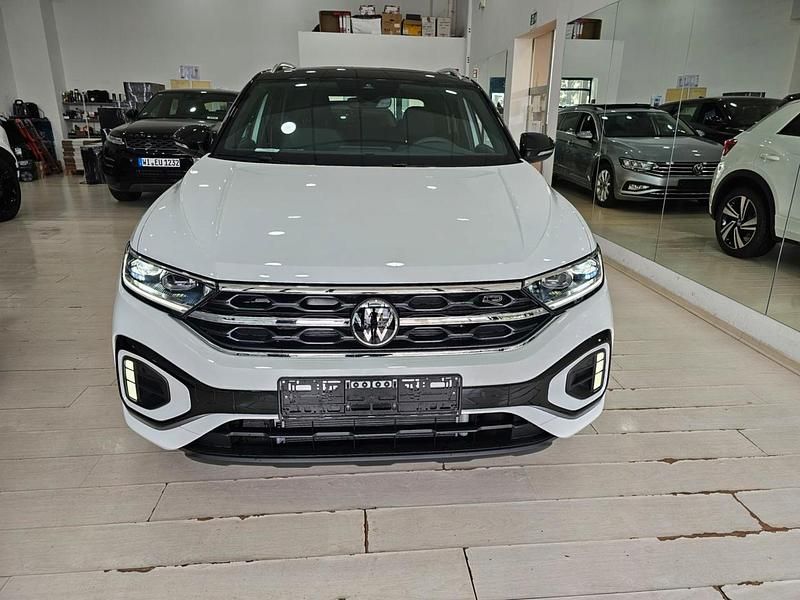Usata VW T-Roc R-line 150 CV (110 kW) 2023 Pure white / nero SUV