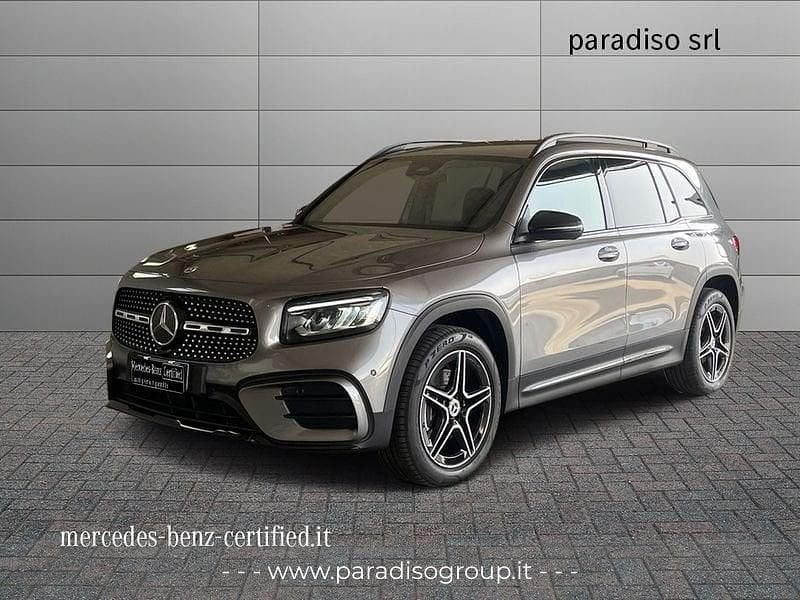Nuova Mercedes GLB200 Premium 150 CV (110 kW) 2025 Grigio SUV