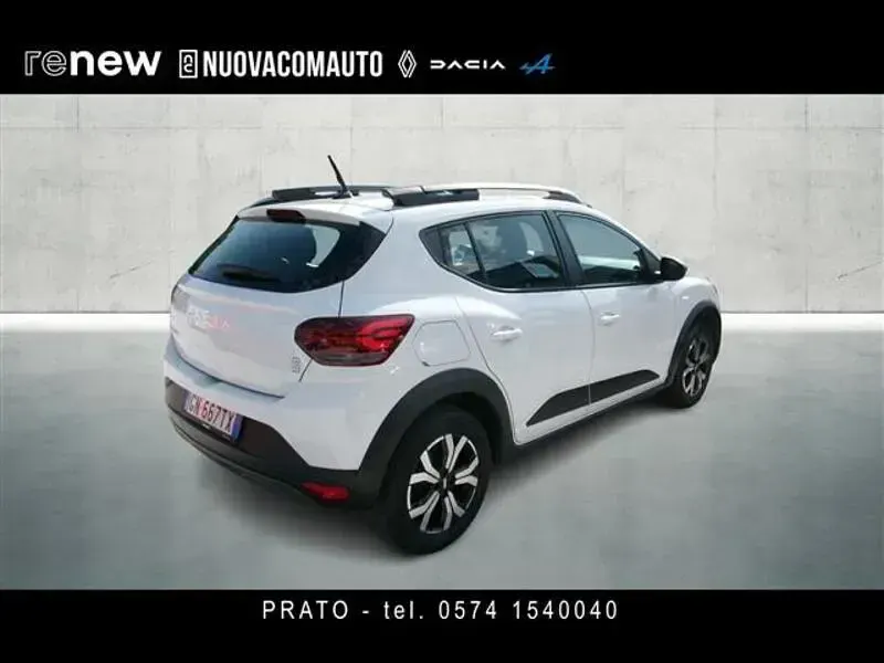 Usata Dacia Sandero Comfort 100 CV (73 kW) 2023 Bianco Utilitaria