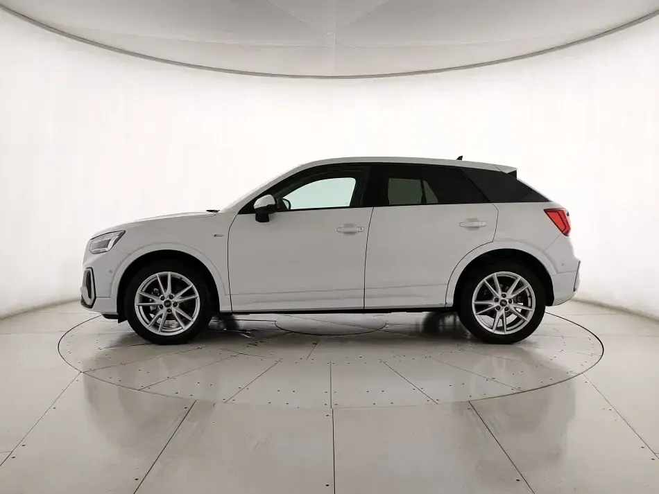 Usata Audi Q2 S-Line 150 CV (110 kW) 2025 Bianco SUV
