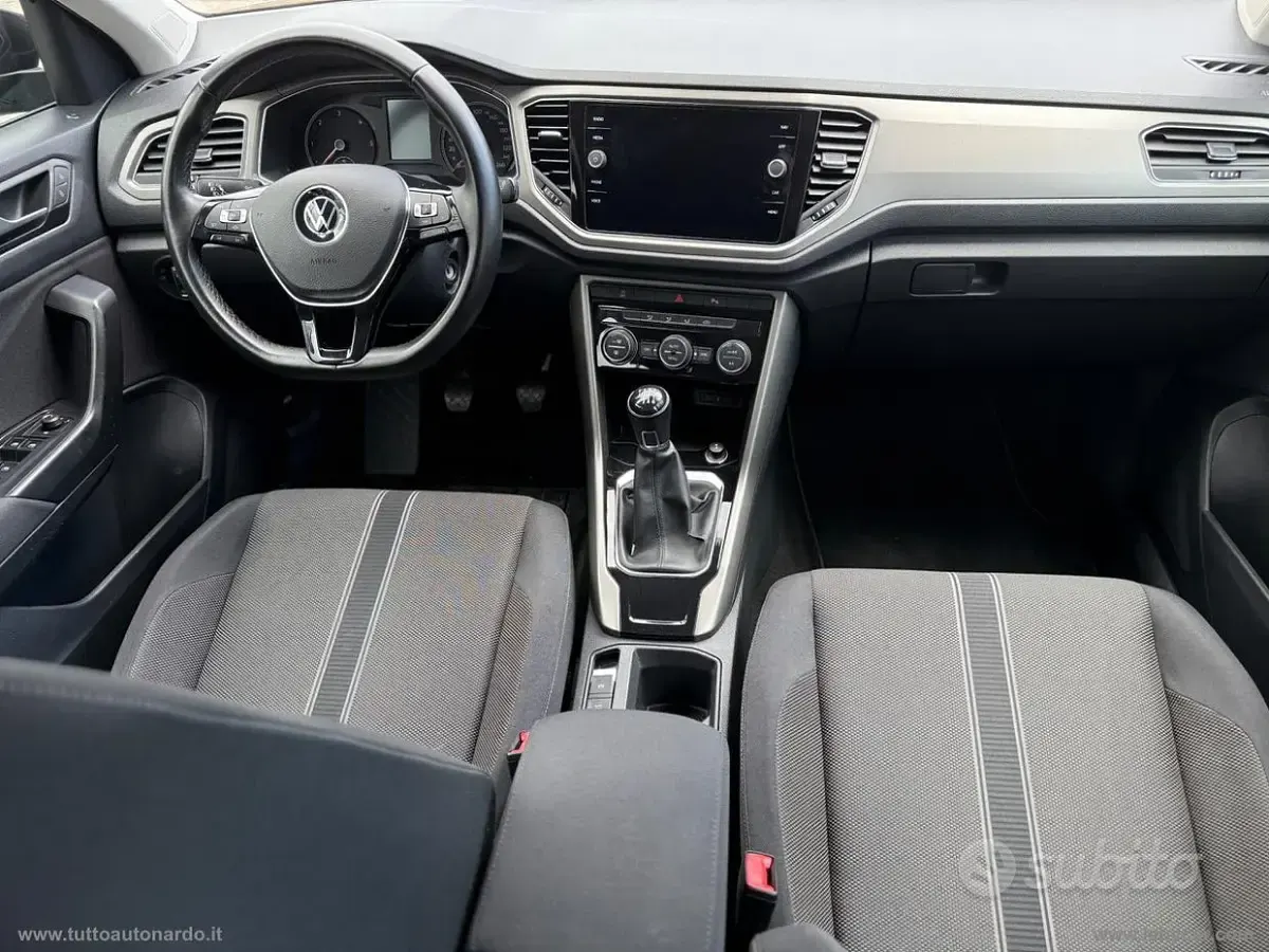 Usata VW T-Roc Sport 150 CV (110 kW) 2021 Nero SUV