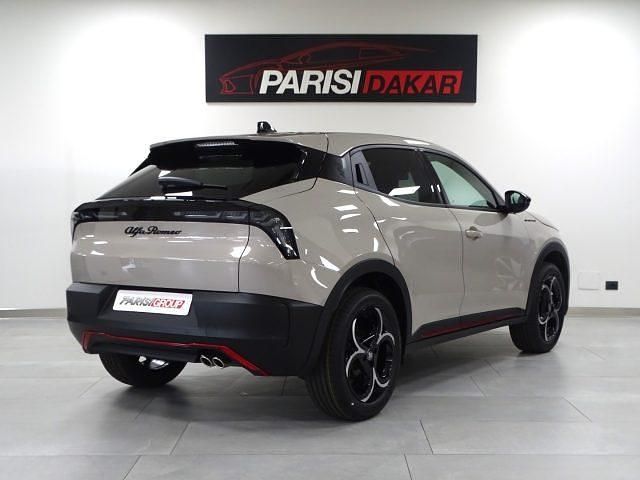 Usata Alfa Romeo Junior Edizione Speciale 145 CV (106 kW) 2024 Beige SUV