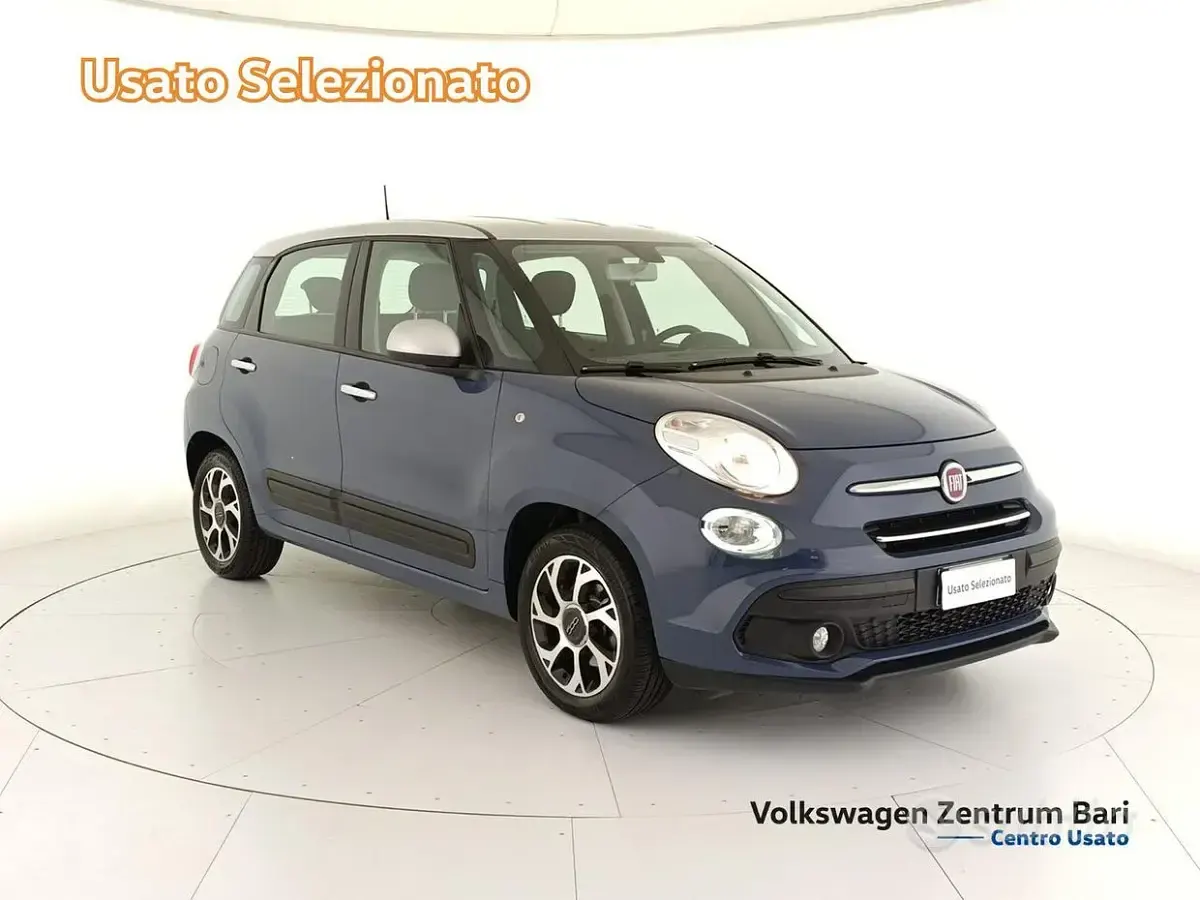 Begagnad Fiat 500L Mirror 95 HK (69 kW) 2020 Blå Minibuss