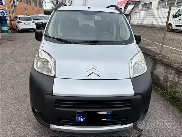 Usata Citroën Nemo 75 CV (55 kW) 2012 Grigio Monovolume