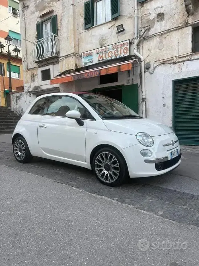 Usata Fiat 500C Lounge 85 CV (62 kW) 2011 Bianco Cabrio