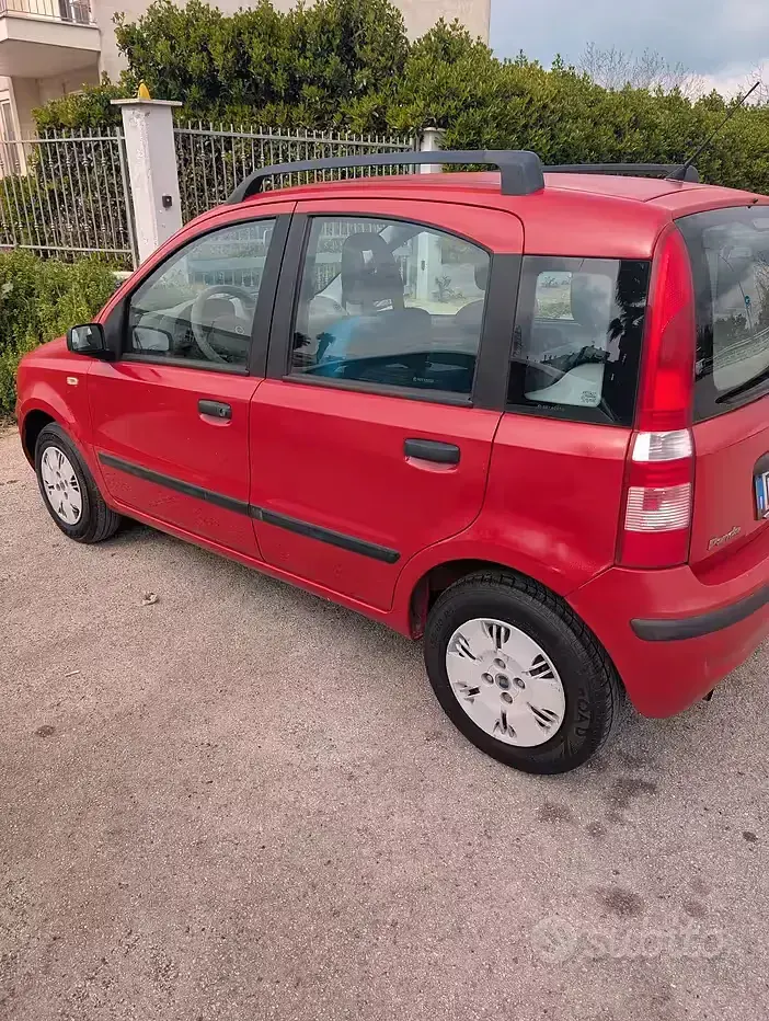Usata Fiat Panda 60 CV (44 kW) 2006 Rosso Utilitaria