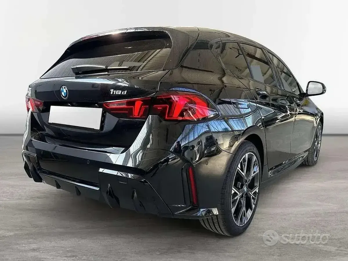 Usata BMW 118 M Sport 150 CV (110 kW) 2025 Nero Utilitaria