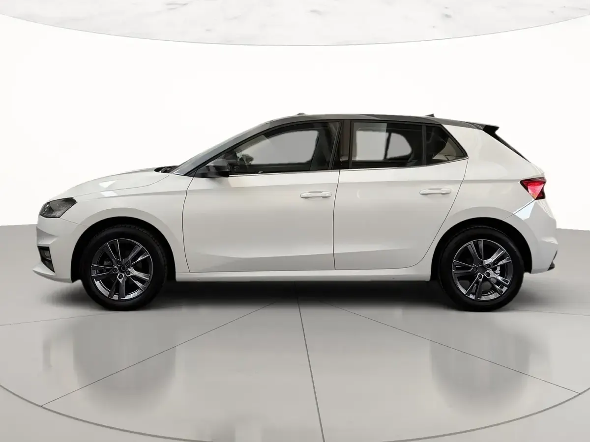 Usata Skoda Fabia Style 80 CV (58 kW) 2023 Bianco magnolia grigio graphite metalliz Utilitaria