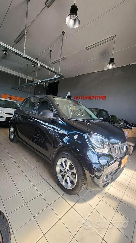 Nero Usata 2019 Smart ForFour Passion Utilitaria | 9000 € (Ottimo prezzo) - Immagine 1/4