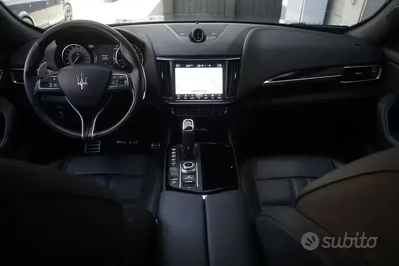 Usata Maserati Levante GranLusso 350 CV (257 kW) 2021 Nero SUV