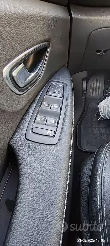 Usata Renault Scénic 110 CV (80 kW) 2017 Monovolume