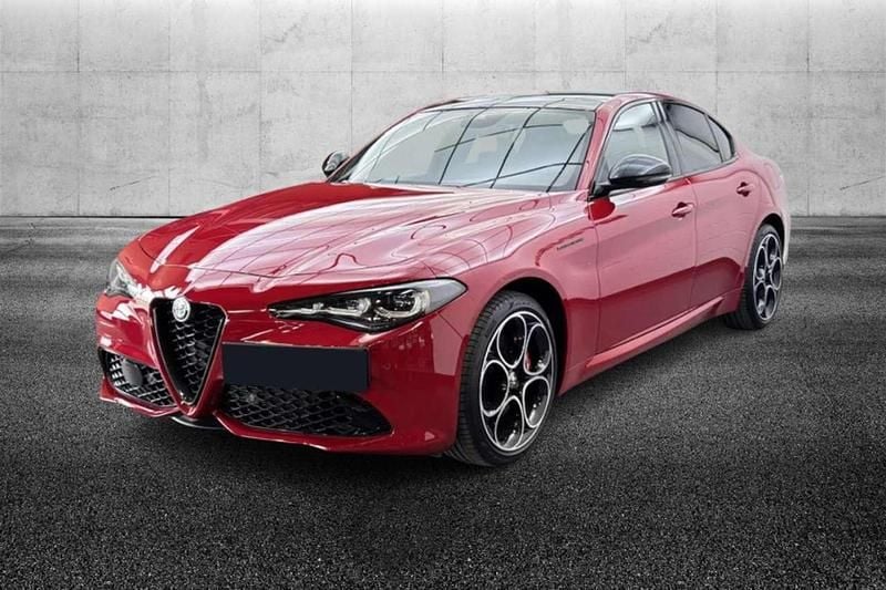Usata Alfa Romeo Giulia Competizione 280 CV (205 kW) 2023 Rosso Berlina
