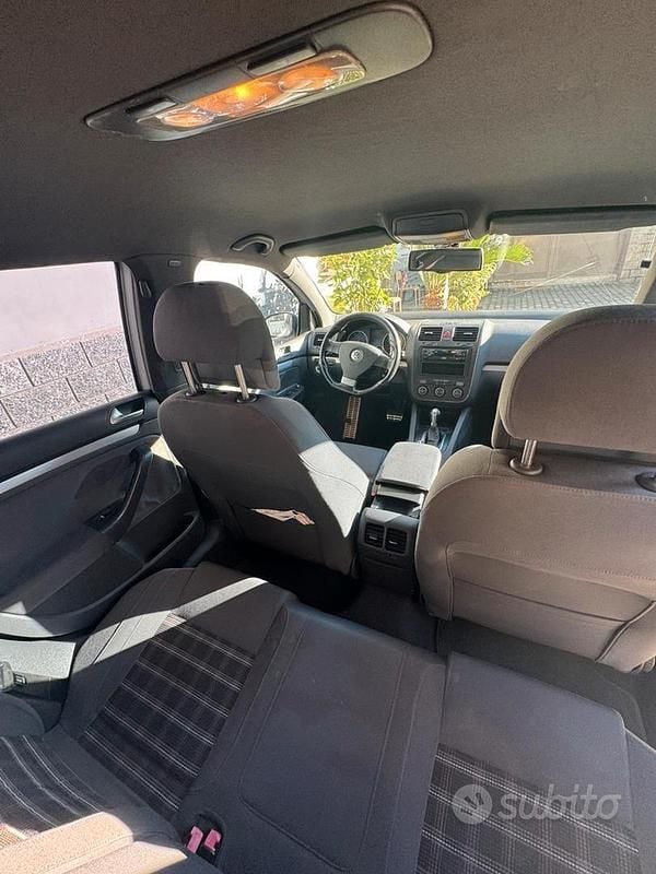 Usata VW Golf IV GTI 200 CV (147 kW) 2005 Grigio Berlina