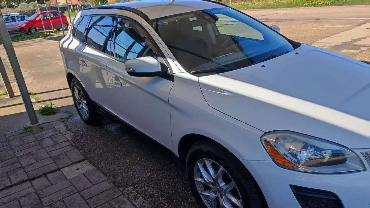 Occasion Volvo XC60 Kinetic 163 ch (119 kW) 2012 SUV