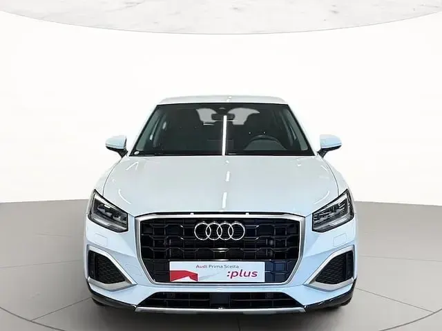 Usata Audi Q2 Advanced Plus 150 CV (110 kW) 2023 2y bianco ghiacciaio metallizzato SUV