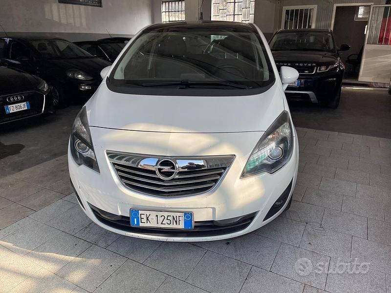 Usata Opel Meriva 110 CV (80 kW) 2011 Bianco Monovolume