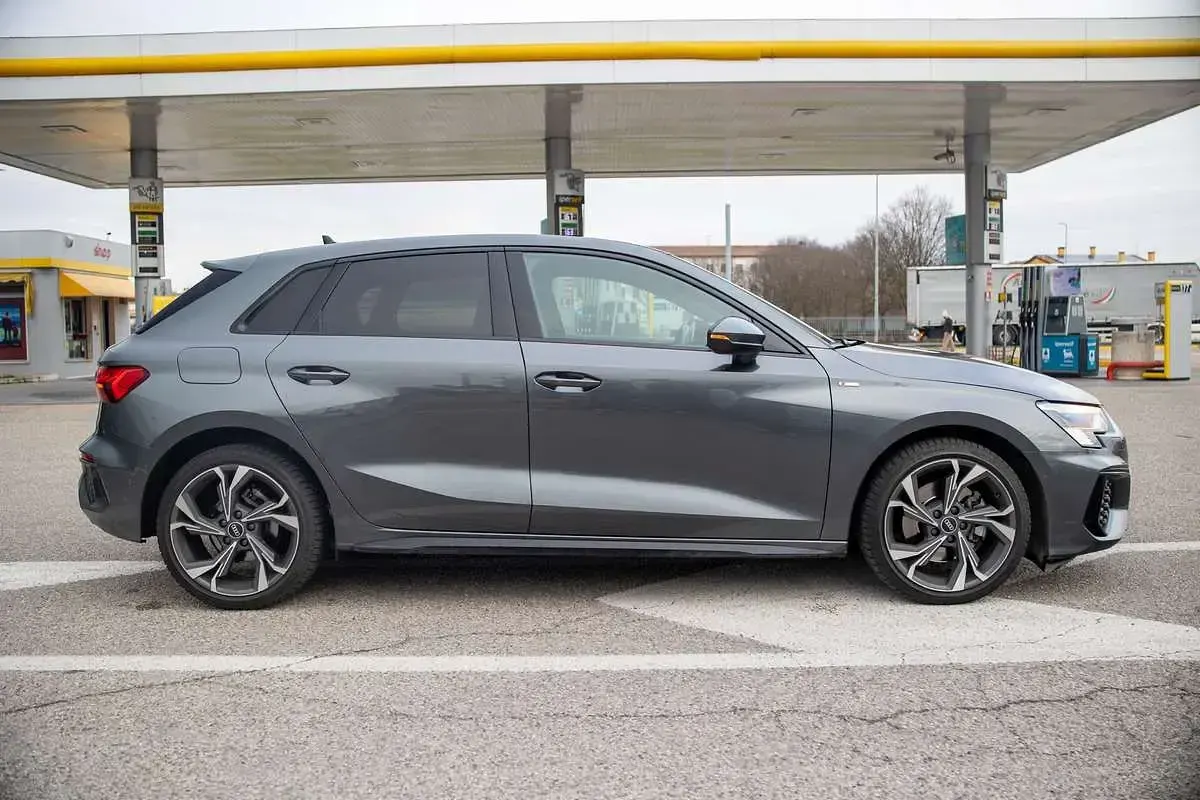 Usata Audi A3 S-Line 131 CV (96 kW) 2021 Berlina