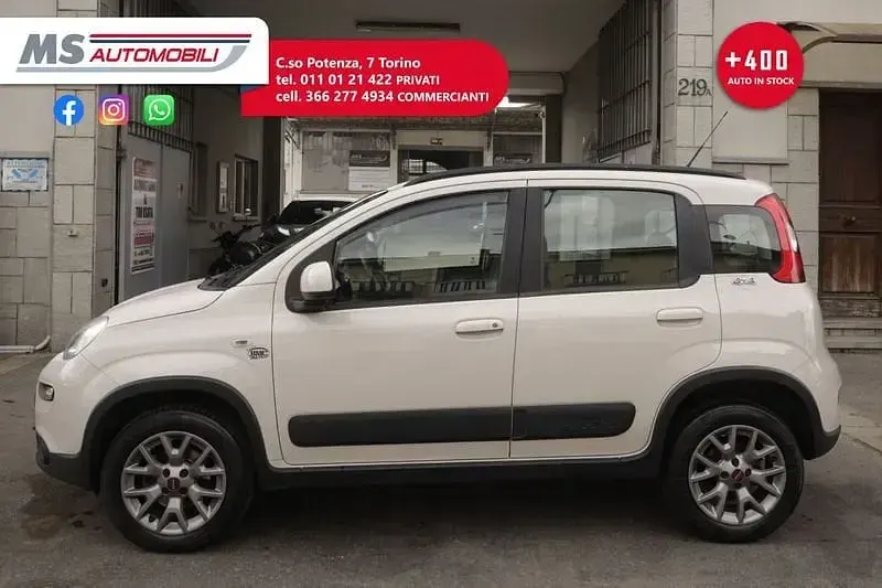 Usado Fiat Panda Cross Cross 95 CV (69 kW) 2017 Beige Utilitario