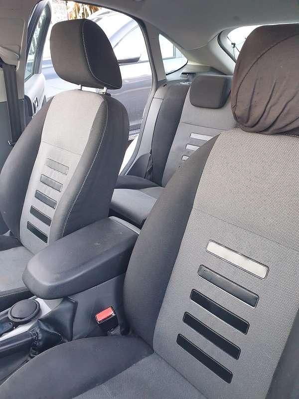 Usata Ford Focus 109 CV (80 kW) 2011 Bianco Berlina