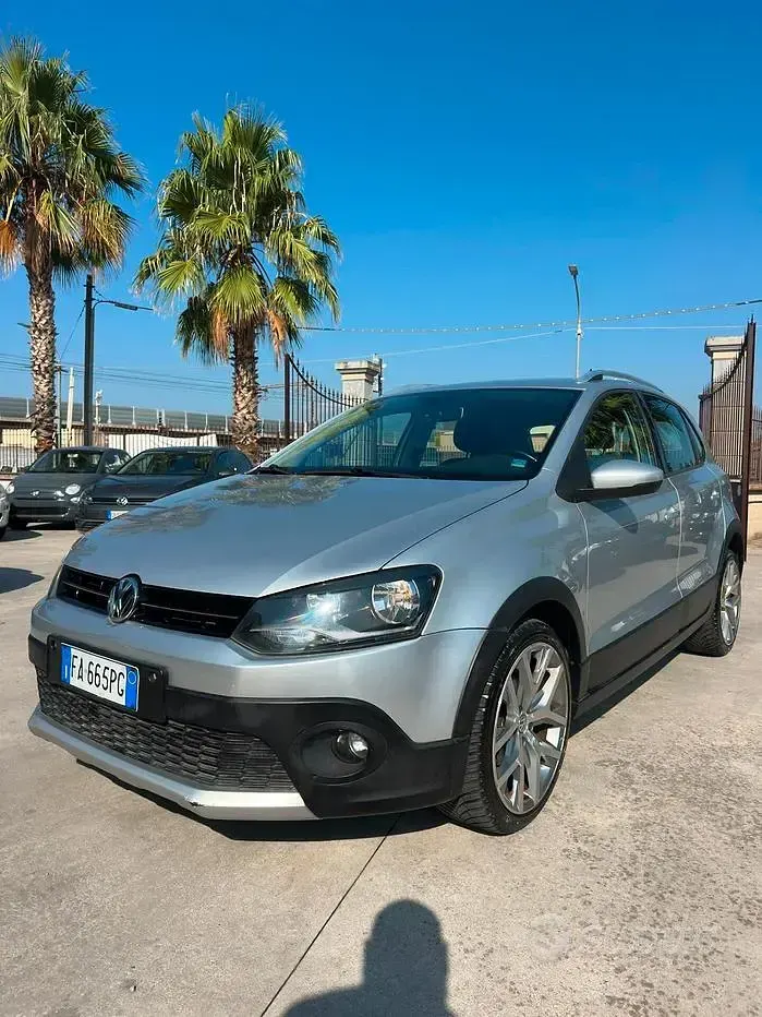 Usata VW Polo 90 CV (66 kW) 2015 Nero Berlina