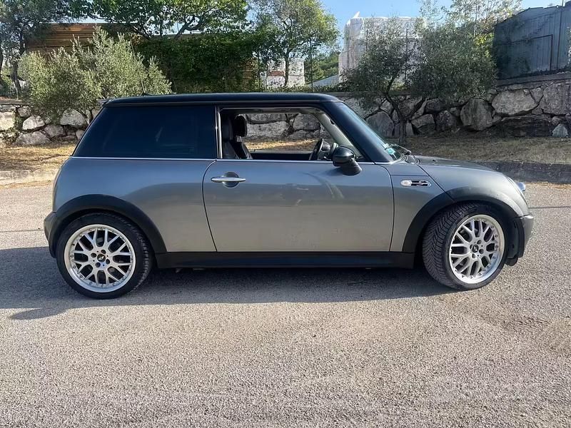 Usata Mini ONE 170 CV (125 kW) 2006 Grigio Utilitaria