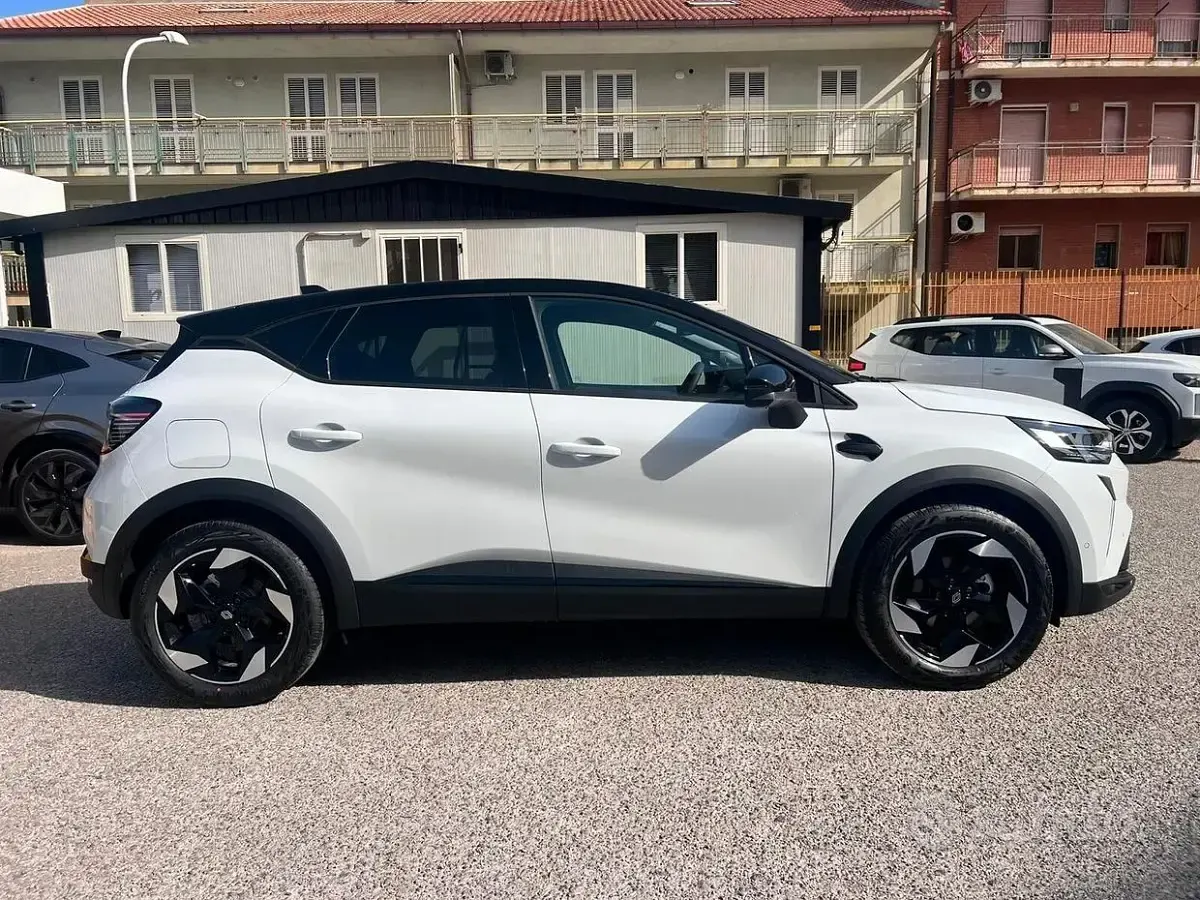 Nouă Renault Captur Techno 122 CP (89 kW) 2026 Alb SUV