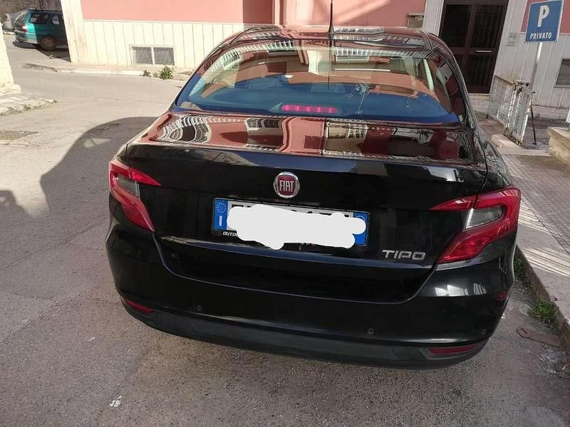 Usata Fiat Tipo Easy 95 CV (69 kW) 2017 Berlina