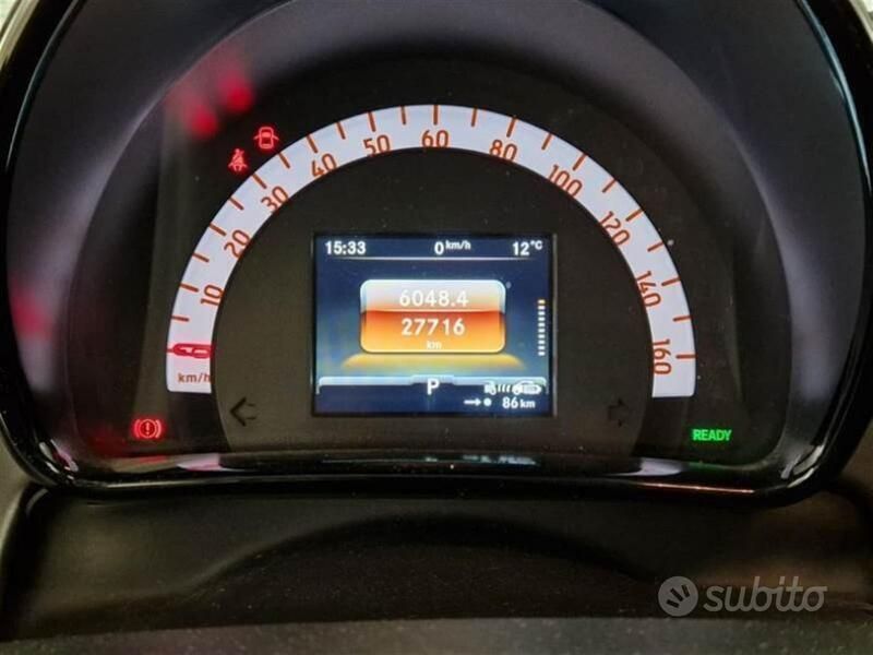 Rosso Usata 2021 Smart ForTwo Electric Drive Cabrio | 9000 € (Super prezzo) - Immagine 1/4