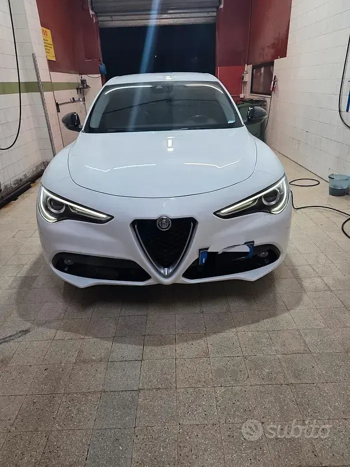 Usata Alfa Romeo Stelvio 2017 Bianco SUV