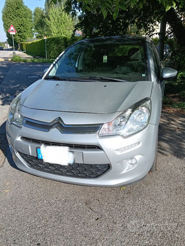 Grigio Usata 2013 Citroën C3 Exclusive Due volumi | 6000 € (Buon prezzo) - Immagine 1/4