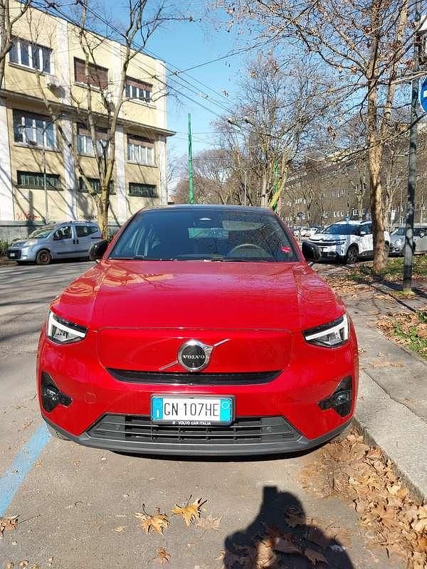 Usata Volvo C40 Ultimate 300 kW (408 CV) 2023 Rosso SUV