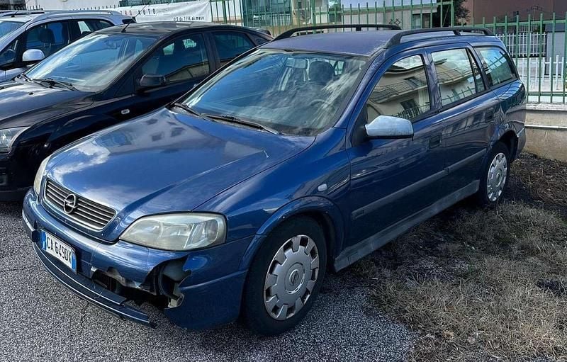Usata Opel Astra 75 CV (55 kW) 2002 Blu/azzurro Station wagon