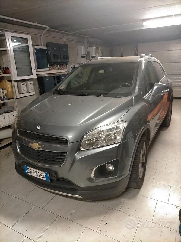 Usata Chevrolet Trax 131 CV (96 kW) 2013 Grigio SUV