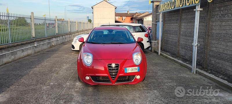 Usata Alfa Romeo MiTo Distinctive 78 CV (57 kW) 2011 Rosso Utilitaria