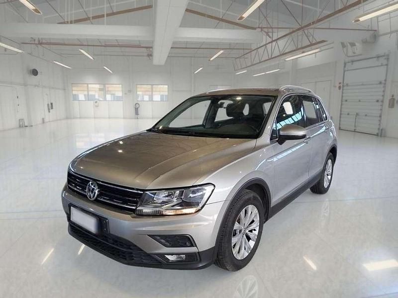 Argento Usata 2019 VW Tiguan Business SUV | 19.450 € (Buon prezzo) - Immagine 1/4