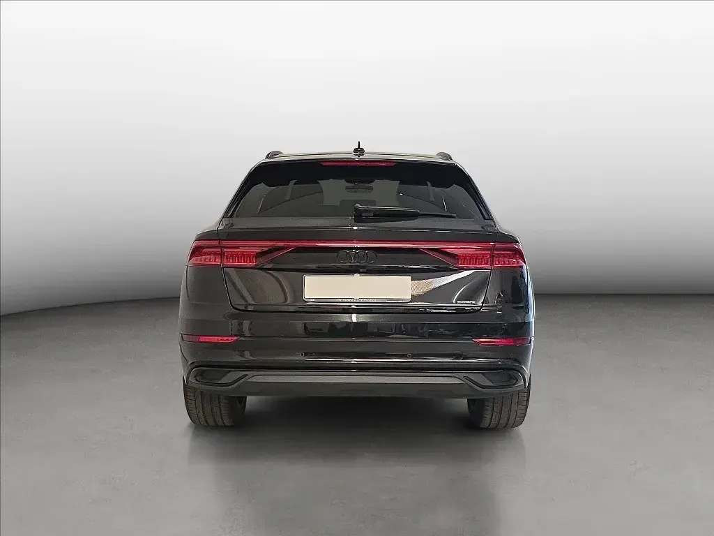 Usata Audi Q8 S-Line 286 CV (210 kW) 2022 Nero SUV