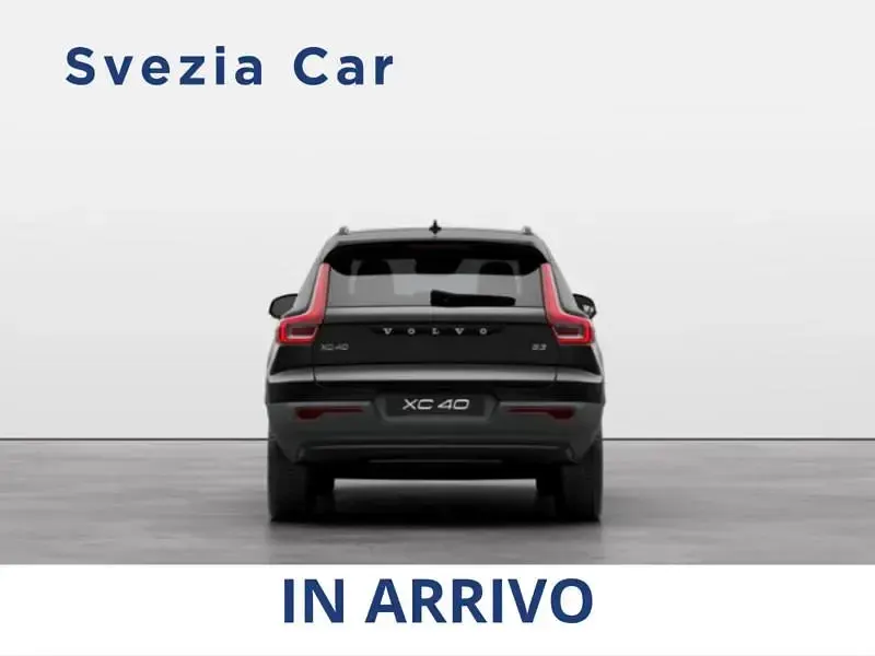 Nuova Volvo XC40 Plus 163 CV (119 kW) 2026 Nero SUV